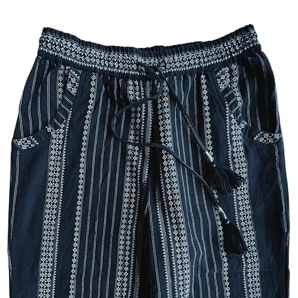 ANTHROPOLOGIE NWOT ESSENTIAL BEACH PANTS BLACK & WHITE TASSEL TIES | SMA… - Picture 2 of 11